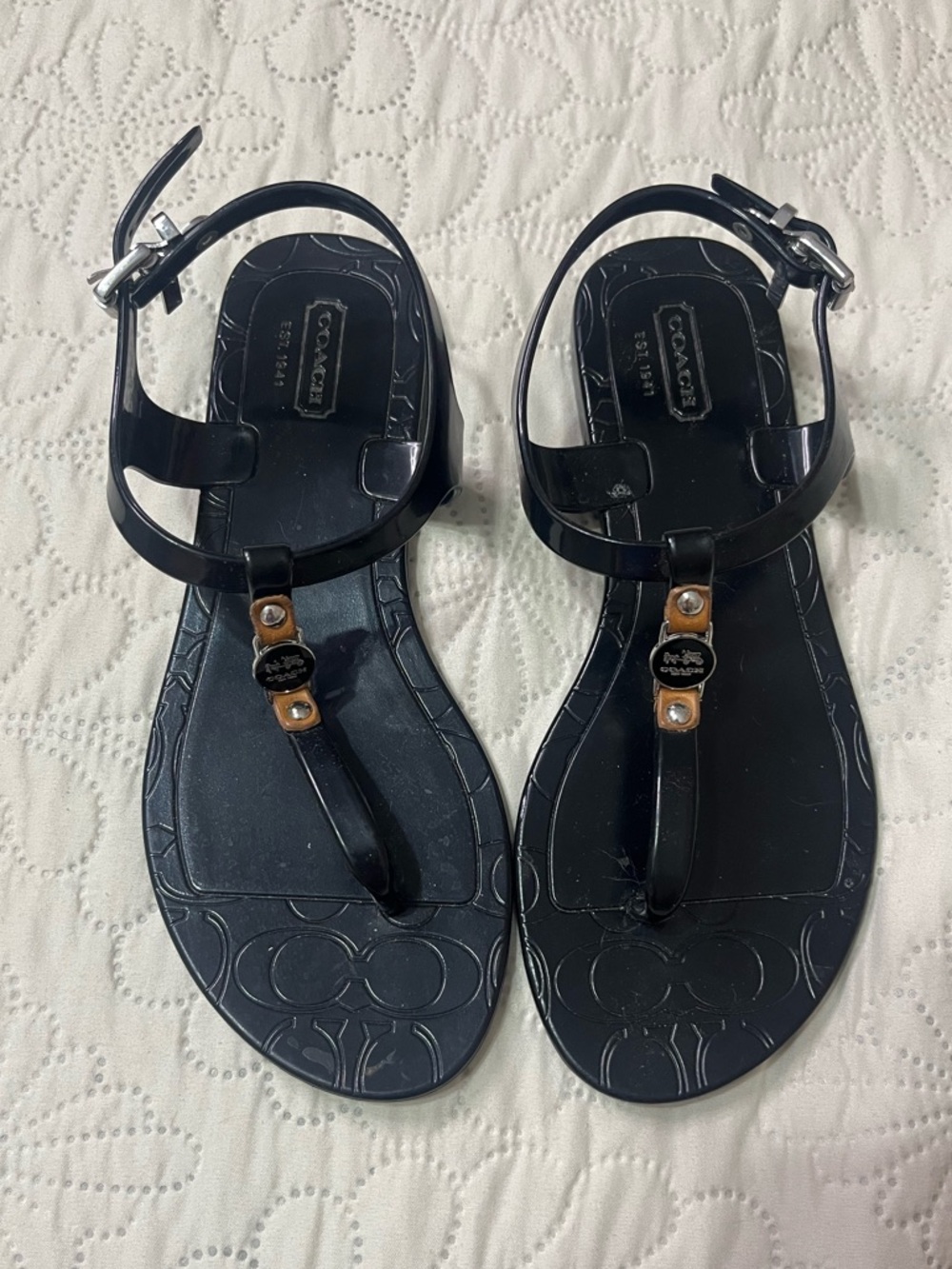 Coach Piccadilly Black Jelly
Sandals . 5 B